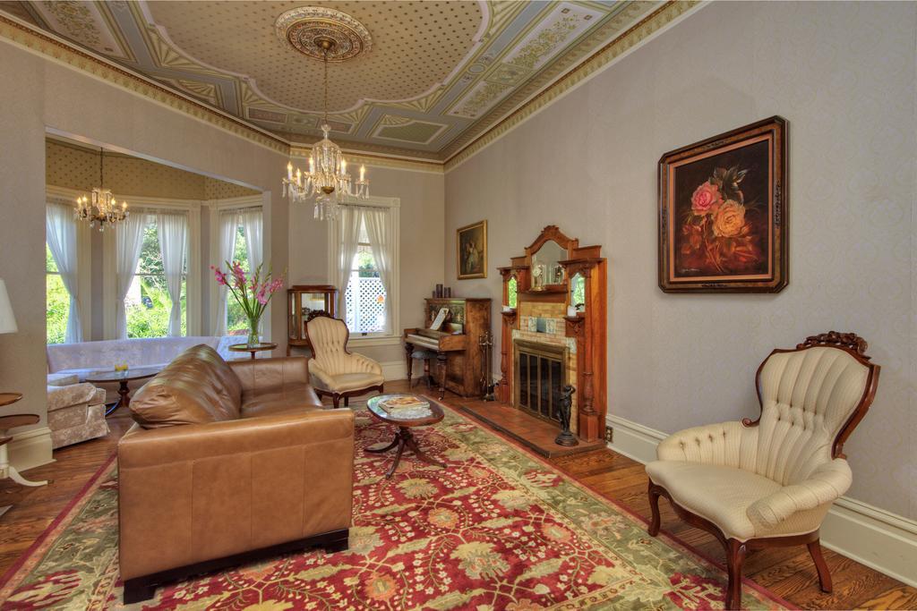 Bed and Breakfast The Pink Mansion Calistoga Exteriér fotografie